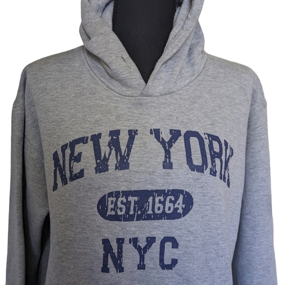 NYC Hoodie - Picture 2 of 6